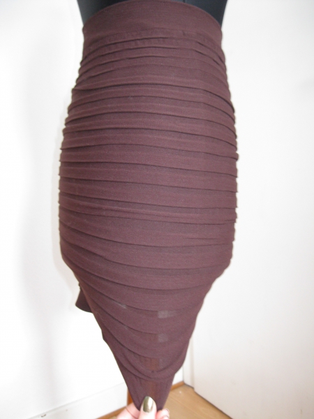 enger Minirock Gr. 34 / 36 XS dunkelrot bordeaux weinrot