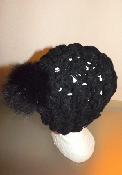 Grobstrick Mütze mit Fellbommel Handgestrickt