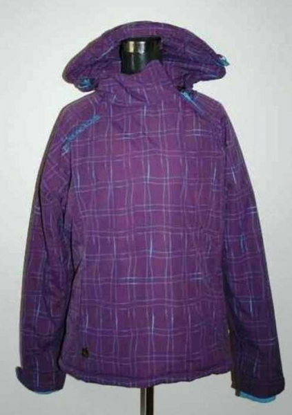 Lila Winterjacke