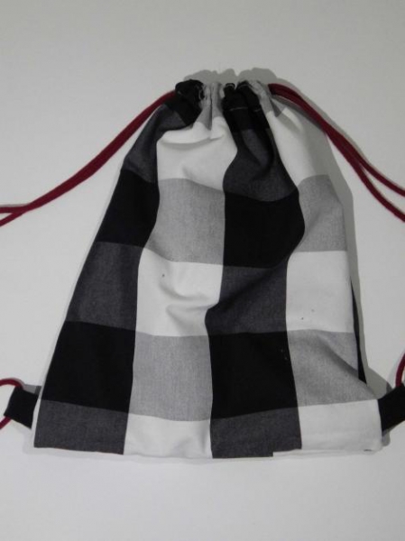 Karo schwarz weiß Turnbeutel Beutel Indie Blogger Herbst