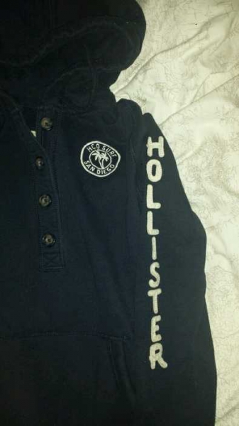 Warmer Hollister Pulli 