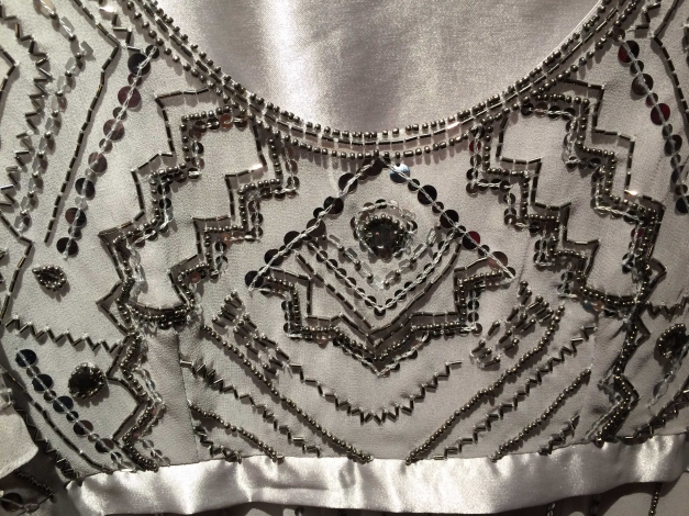 Schickes Kleid ausgehen Party