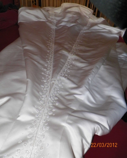 Brautkleid Gr.36/38 von La Sposa
