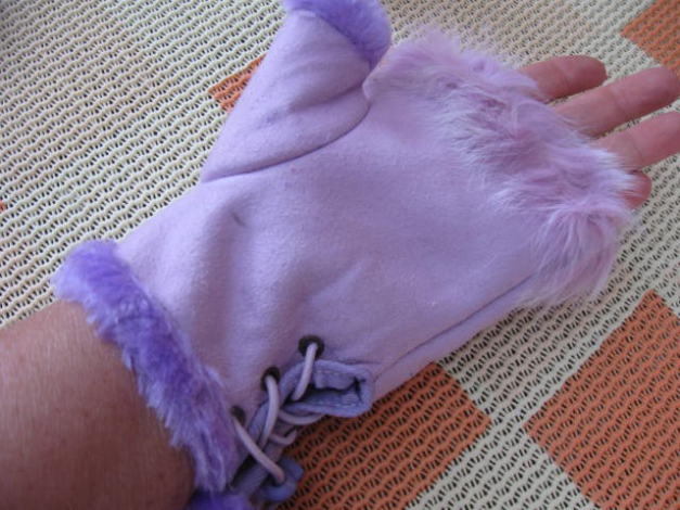 *** NEUE Fingerlose Handschuhe ***