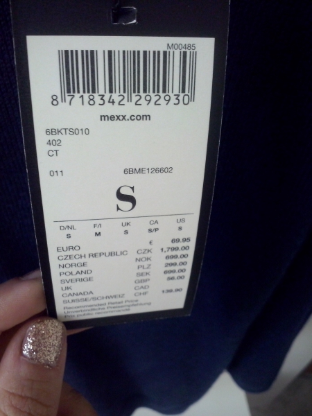 Dunkelblauer Wollpullover von Mexx