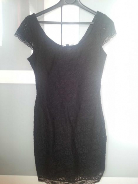 Schwarzes Kleid von H&M