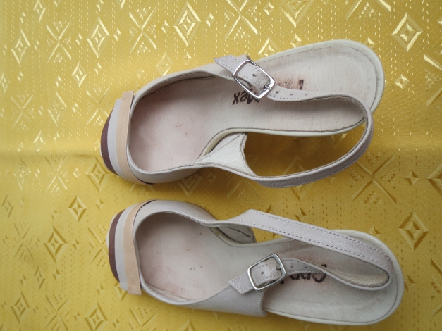 Schuhe, Gr.36/37, beige