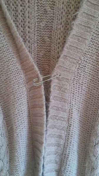 Strickweste in lachs/nude