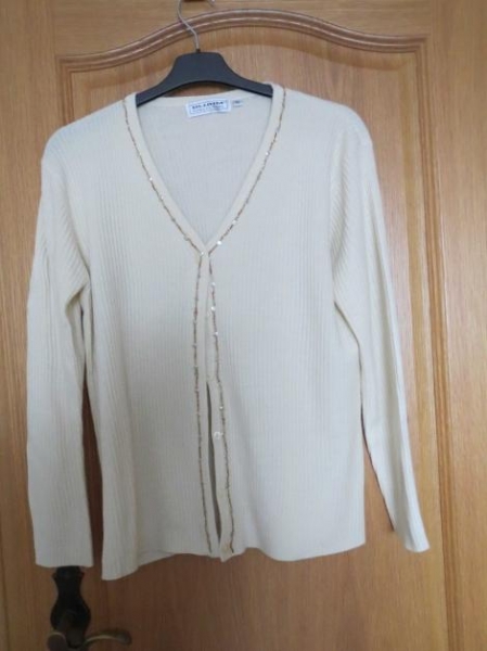 Twin-Set,weiß-creme,verziert,sehr schick