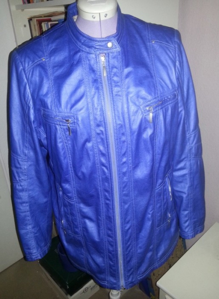 Blaue Lederimitat Jacke