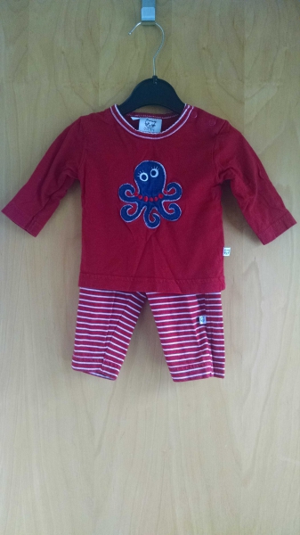 Süßes Shirt mit Hose Gr. 56