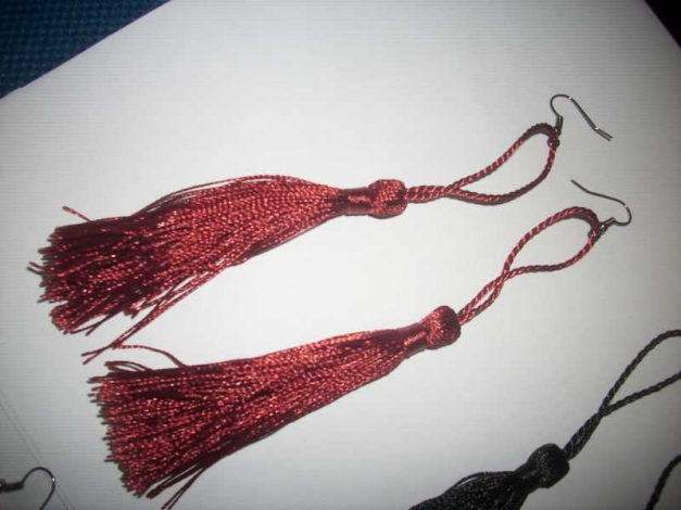 Witzige Ohrringe für Karneval