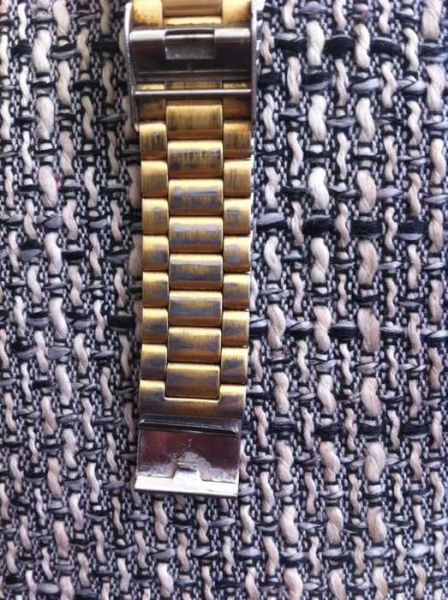 Moderne CASIO Digitaluhr