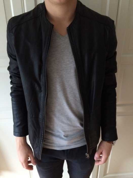 Schwarze Echtlederjacke von Barney's 