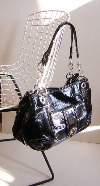 Handtasche 60s Retro Lack Schwarz