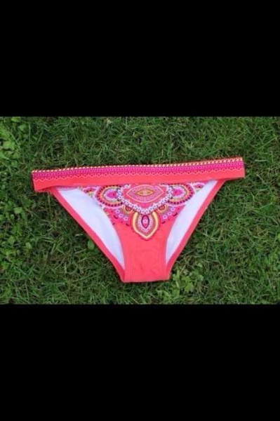 wunderschöne Bikinihose