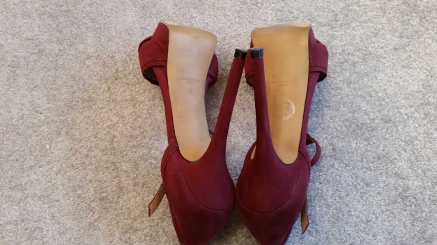  Zara Highheels in beere/lila