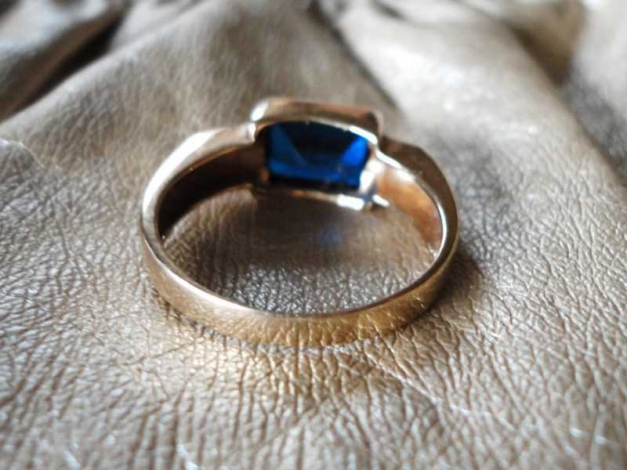 585 Gold Ring Saphir Größe 18