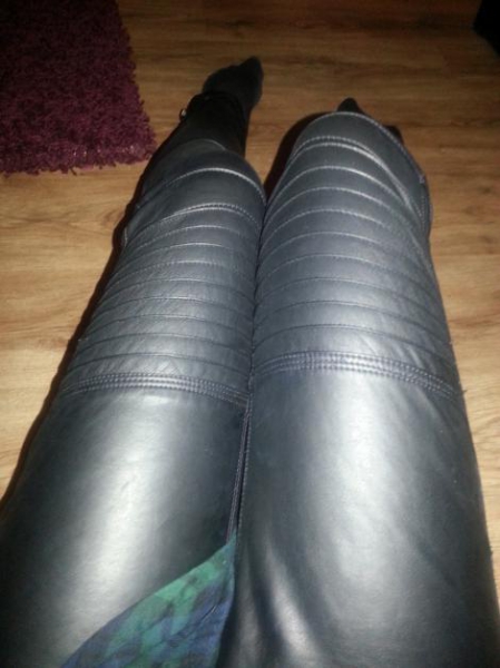 Lederhose mit Riffel