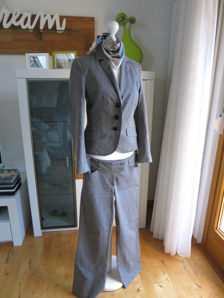 S.Oliver Hosenanzug 34 + Street One Tuch