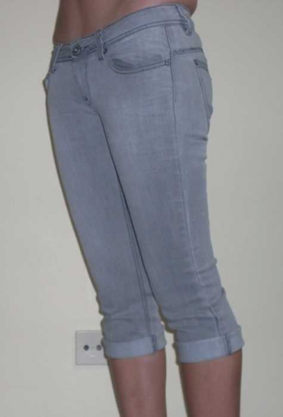graue 3/4 lange jeans