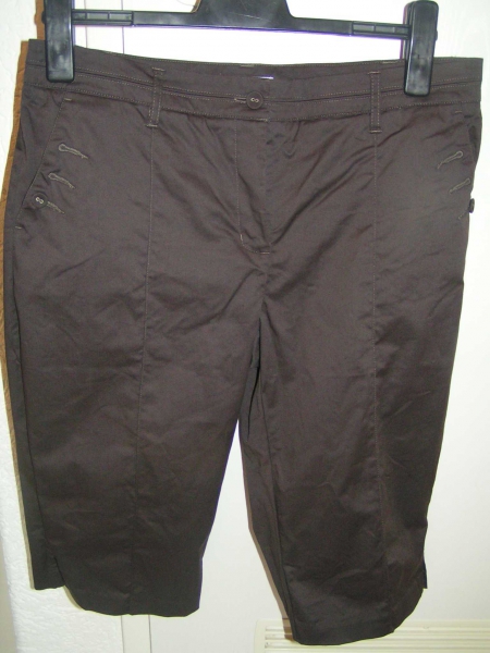 schöne Yessica Stretch Stiefelhose Hose Gr.42 braun nur 1xgetragen