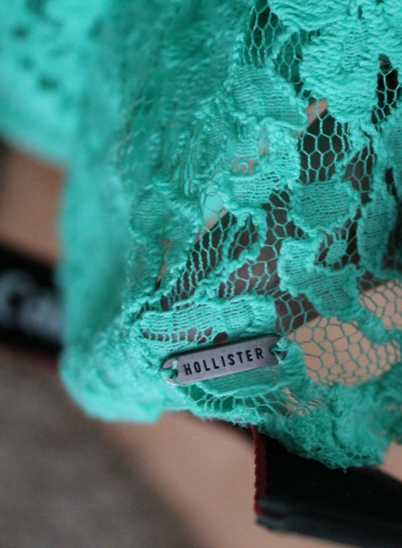 türkises Hollisterkleid Spitze