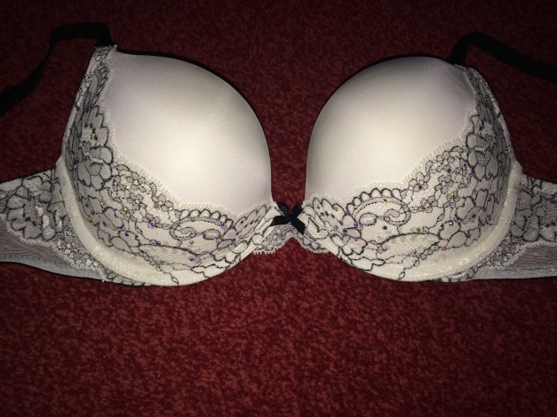 Victoria's Secret Bombshell Push-Up BH Größe 75C