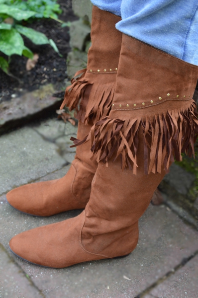 Schöne Cowboystiefel / Indianerstiefel mit Fransen Größe 41