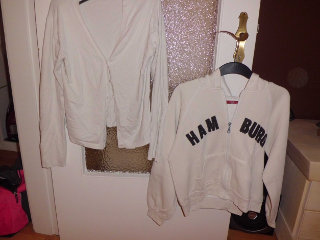 viele Pullis& Strickjacken, Schnäppchenpreise Gr. M-L