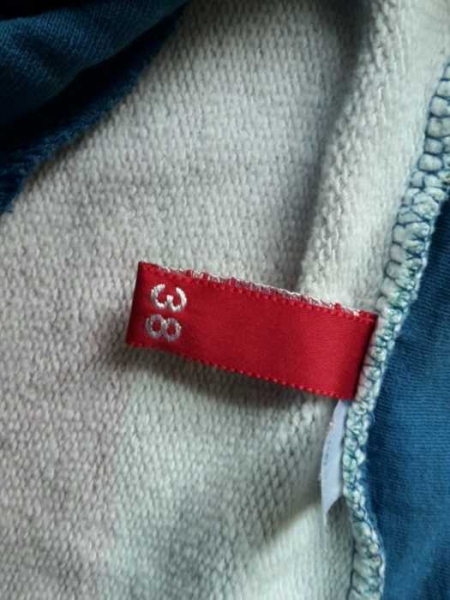 Süsse sweatjacke in knalligen farben