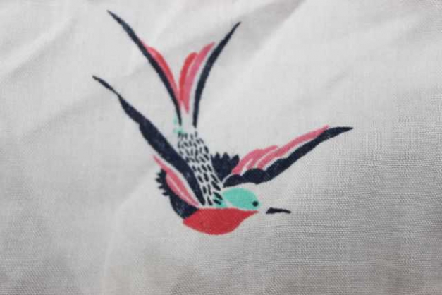 Süßes Hipster Hippie Vintage Kleid mit Schwalbe