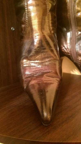 braun-kupfer Stiefel in Lackoptik