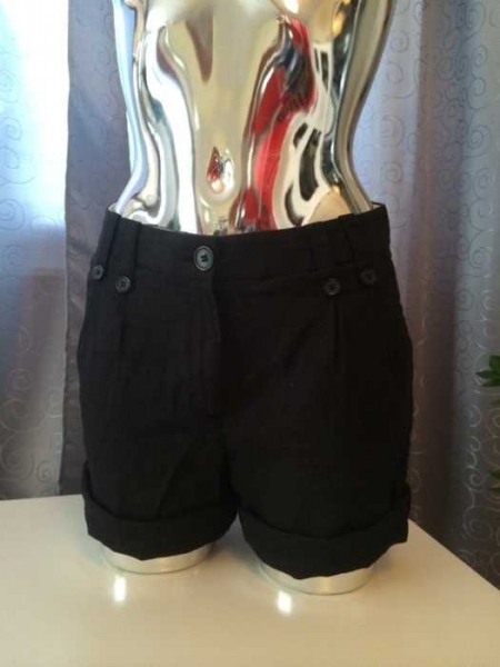 H&M schwarze Leinen Short Gr 34 NEU mit Etikett