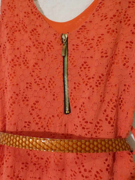 korallfarbenes Sommerkleid