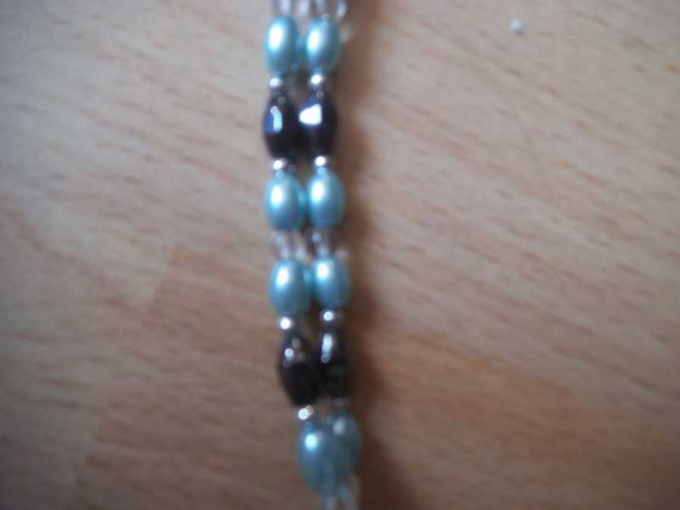 türkise Perlenkette mit Magneten