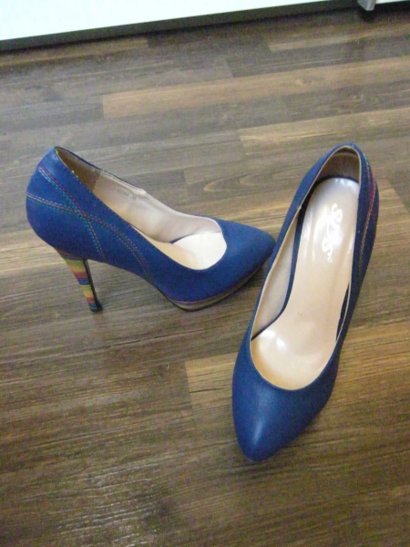 NEU HighHeels blue&rainbow NEU
