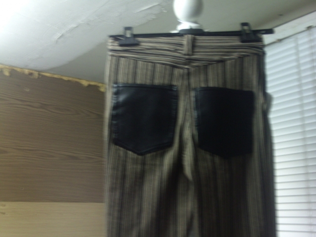 *** Genial ~ Gestreift ~ Leggings ~ Kunstledereinsatz *** 