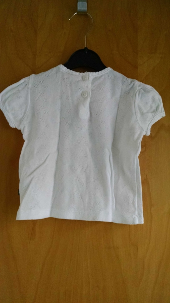 Süßes T-Shirt mit Lochmuster Gr. 74/80