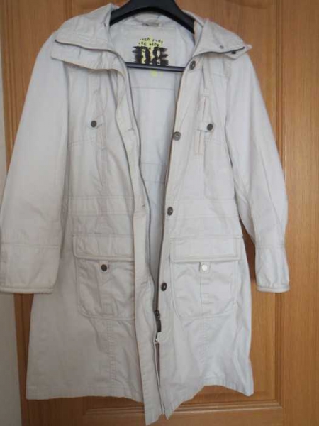 Mantel, Knielang, Gr.42/M, hellbeige, hervorragend