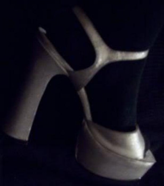 Silberfarbene Glitzer-High-Heels *Glam* *Glamour* *Cyber* *Gothic* *Sleaze* *Goth*