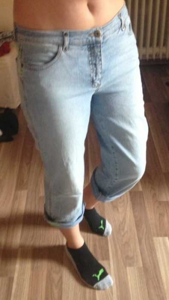 hellblaue 3/4 Jeans