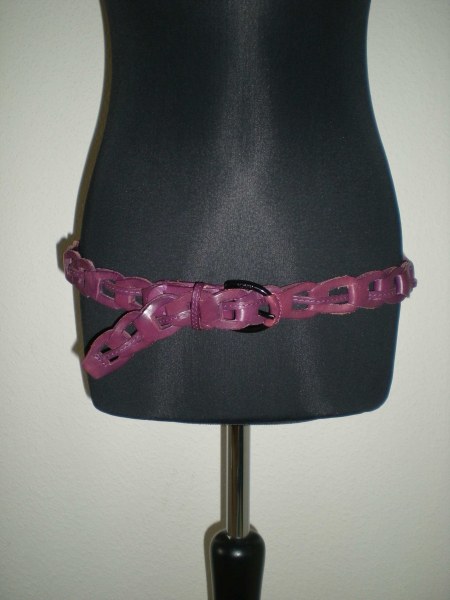 Stylischer Gürtel von Nixon in dunkellila Gr. M/L