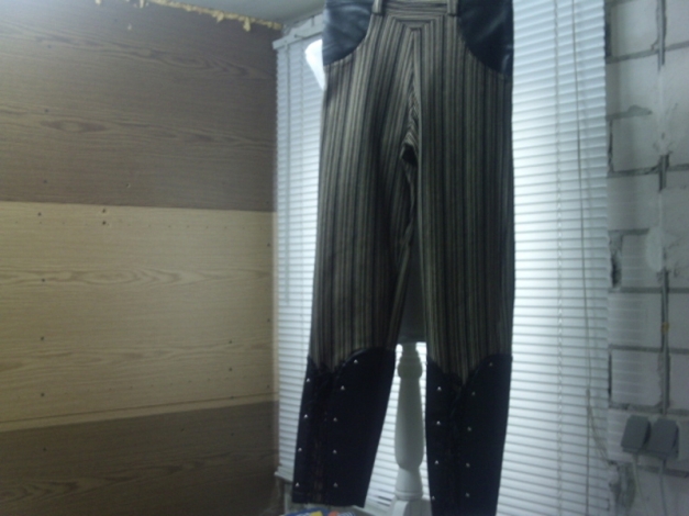 *** Genial ~ Gestreift ~ Leggings ~ Kunstledereinsatz *** 