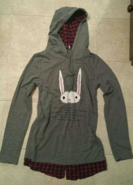 Süßes graues langarm Shirt