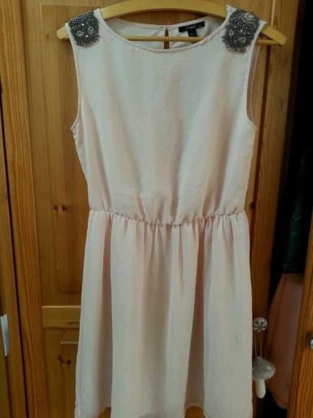 Zara Trafaluc Kleid rosé lachs S 36 Perlenbesatz