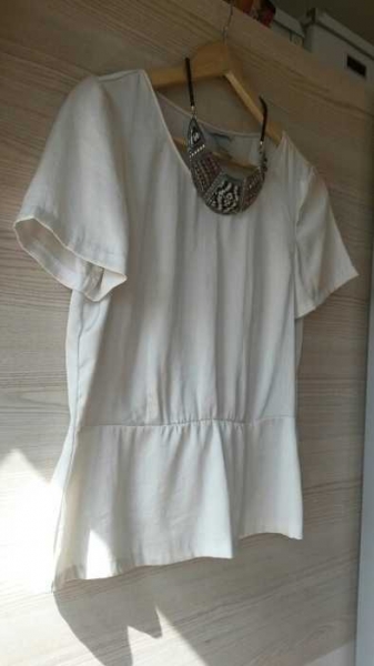 Weißes Peplum Tshirt 