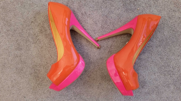  Orangene Pinke Buffalo Peeptoes