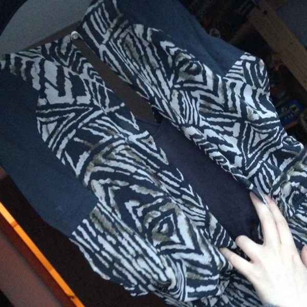 Neues Kleid von Vila, sehr hübsch