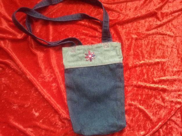 stylische Tragetasche in Jeans